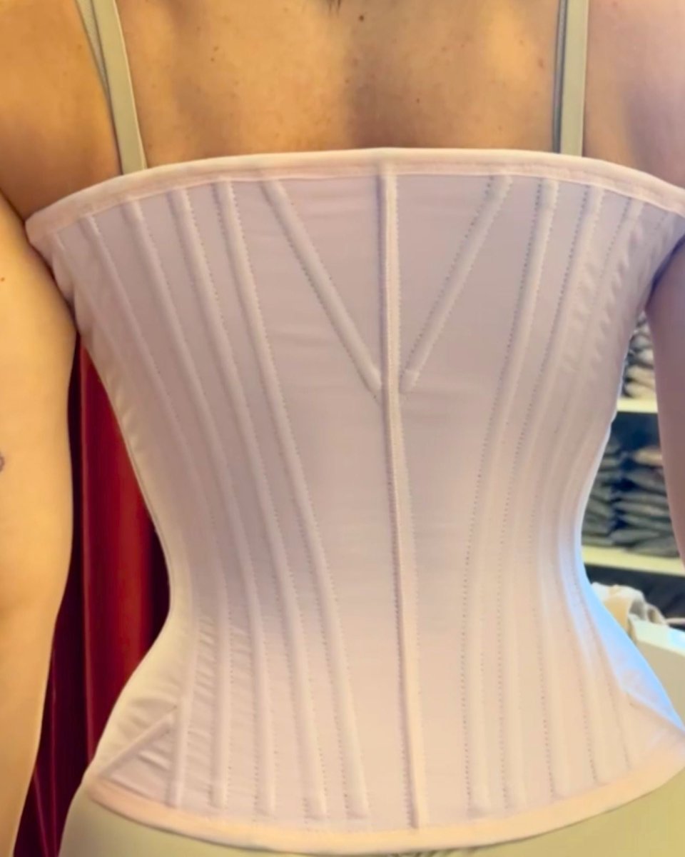 Cinta Modeladora Abdominal Feminina Corset Alta Compressão com barbatanas de aço BellaShaper com zíper, cor rosa delicado